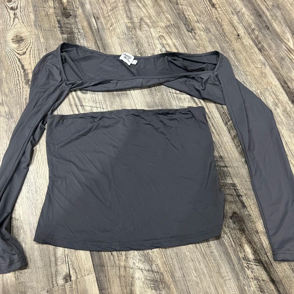 Princess Poly Two Piece Top Women’s Size 14
